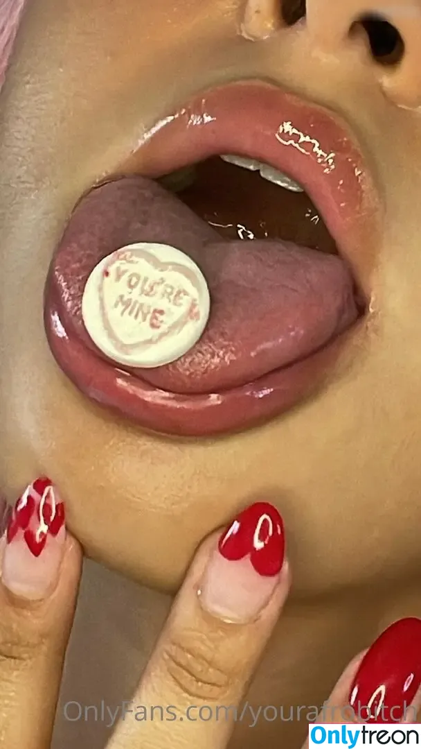 YourAfroBitch nude photo #0718 (Meleessa / melissabarreram / thatafrobitch)