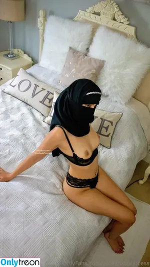 yourarabprincess nude photo #0018