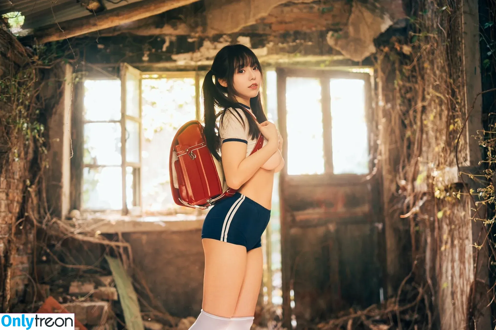 YourDrug66 nude photo #0014 (yourdrug66babe / 六味帝皇酱 / 幼稚园随拍)