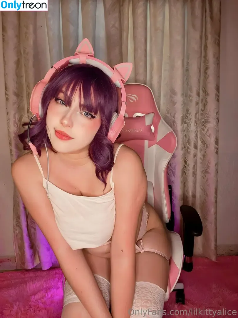 yourkittypeach nude photo #0011 (yourkittypeach)