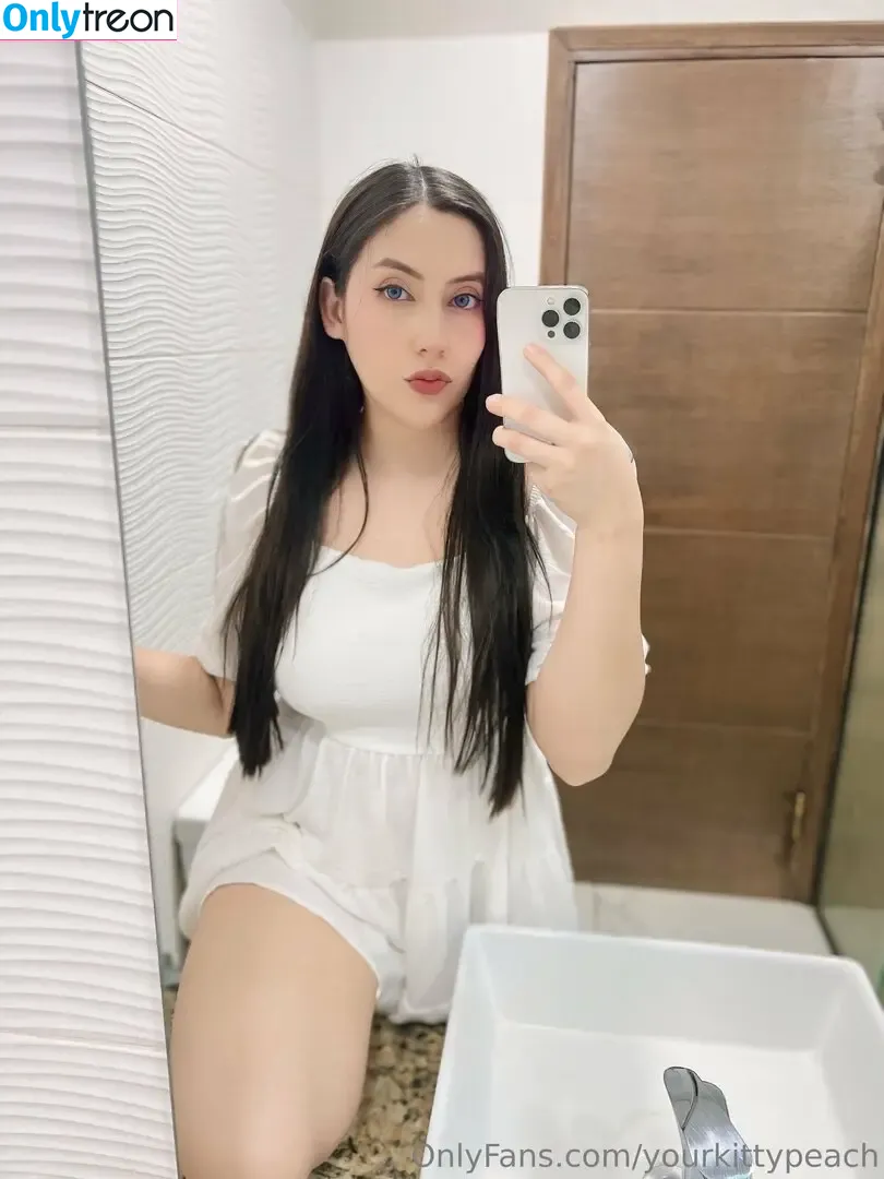 yourkittypeach nude photo #0087 (yourkittypeach)
