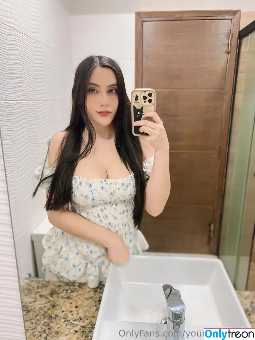 yourkittypeach nude photo #0095 (yourkittypeach)