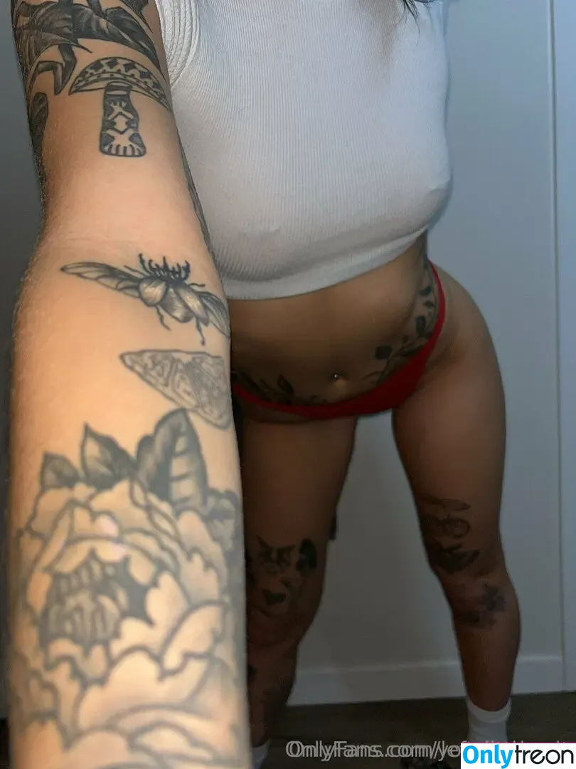 yourlittlenoa nude photo #0219 (thelittlelunaa)