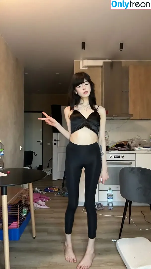 YourSmallDoll nude photo #0417 (urplpur / yourteeendoll)