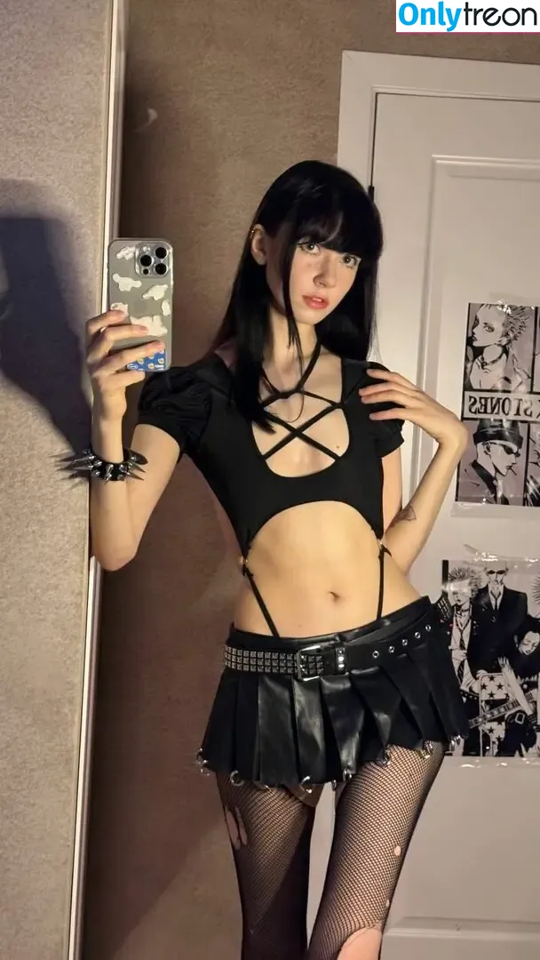 YourSmallDoll nude photo #0574 (urplpur / yourteeendoll)