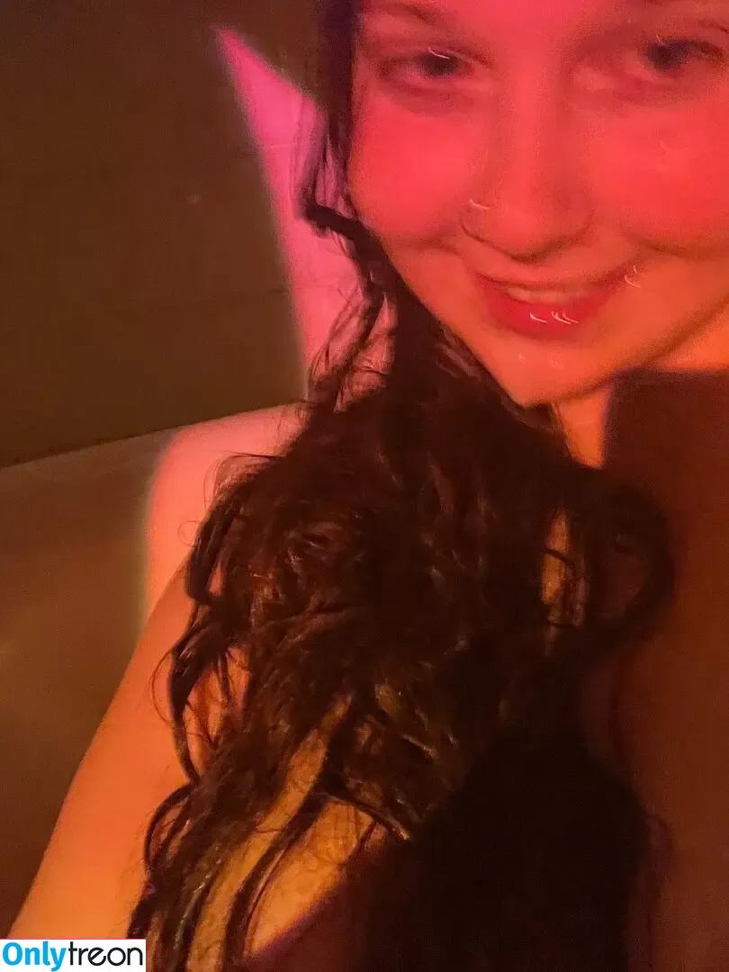 yrbigboobgf nude photo #0013 (itsjenwarnes)
