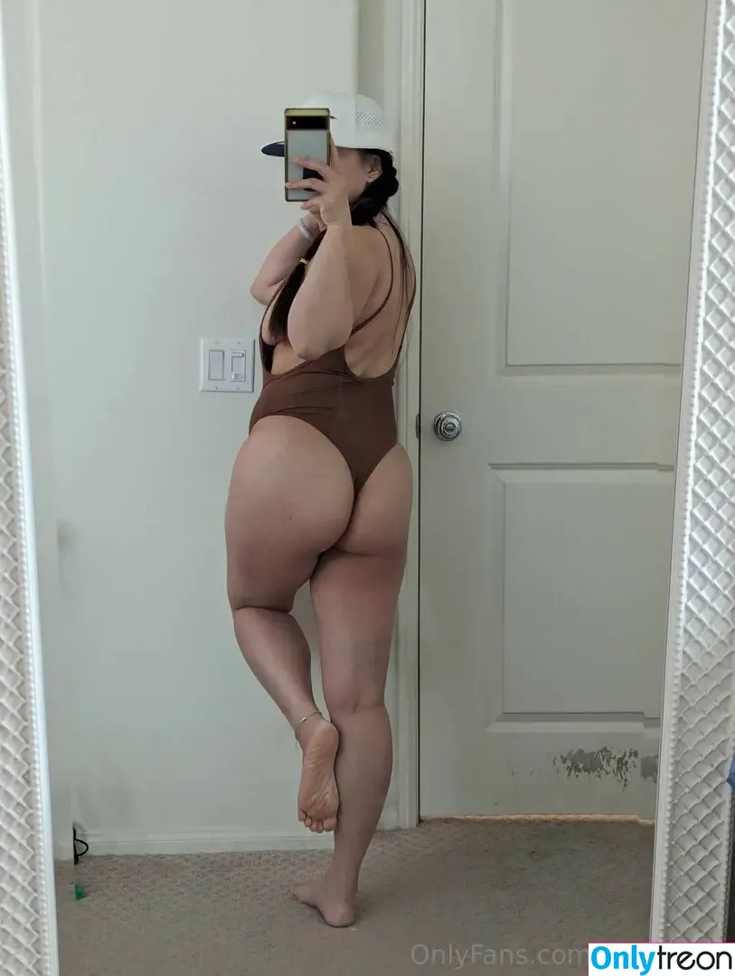 yribbedvs nude photo #0010 (yribbedvs)