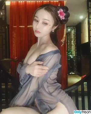 Yuan Herong / yuanherong.1229 nude photo #0794
