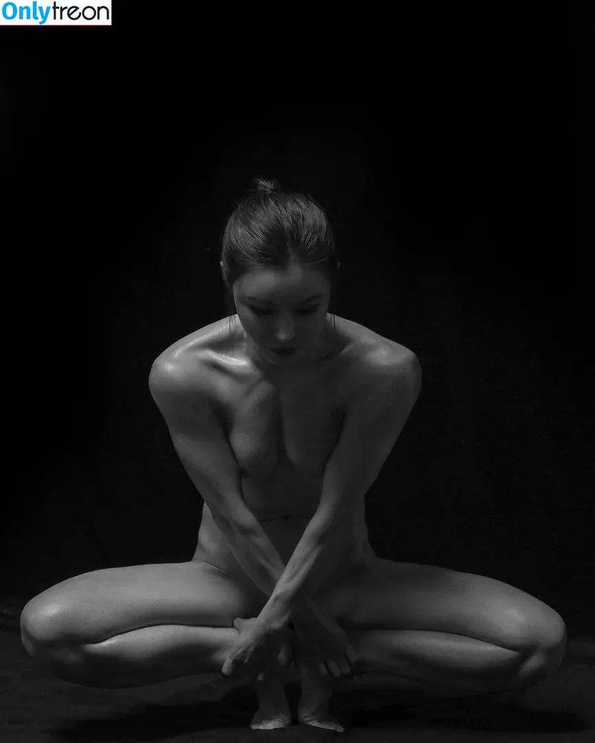Yuan Herong nude photo #0078 (yuanherong.1229)