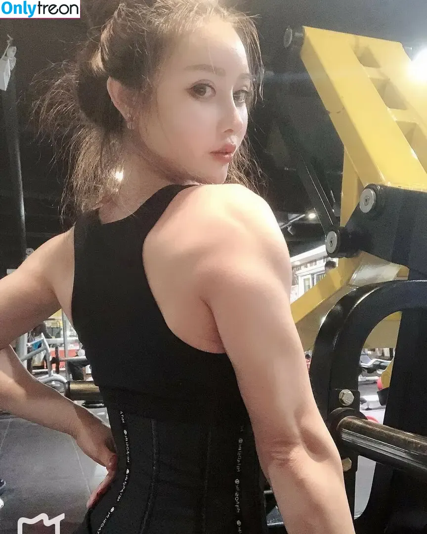 Yuan Herong nude photo #0623 (yuanherong.1229)