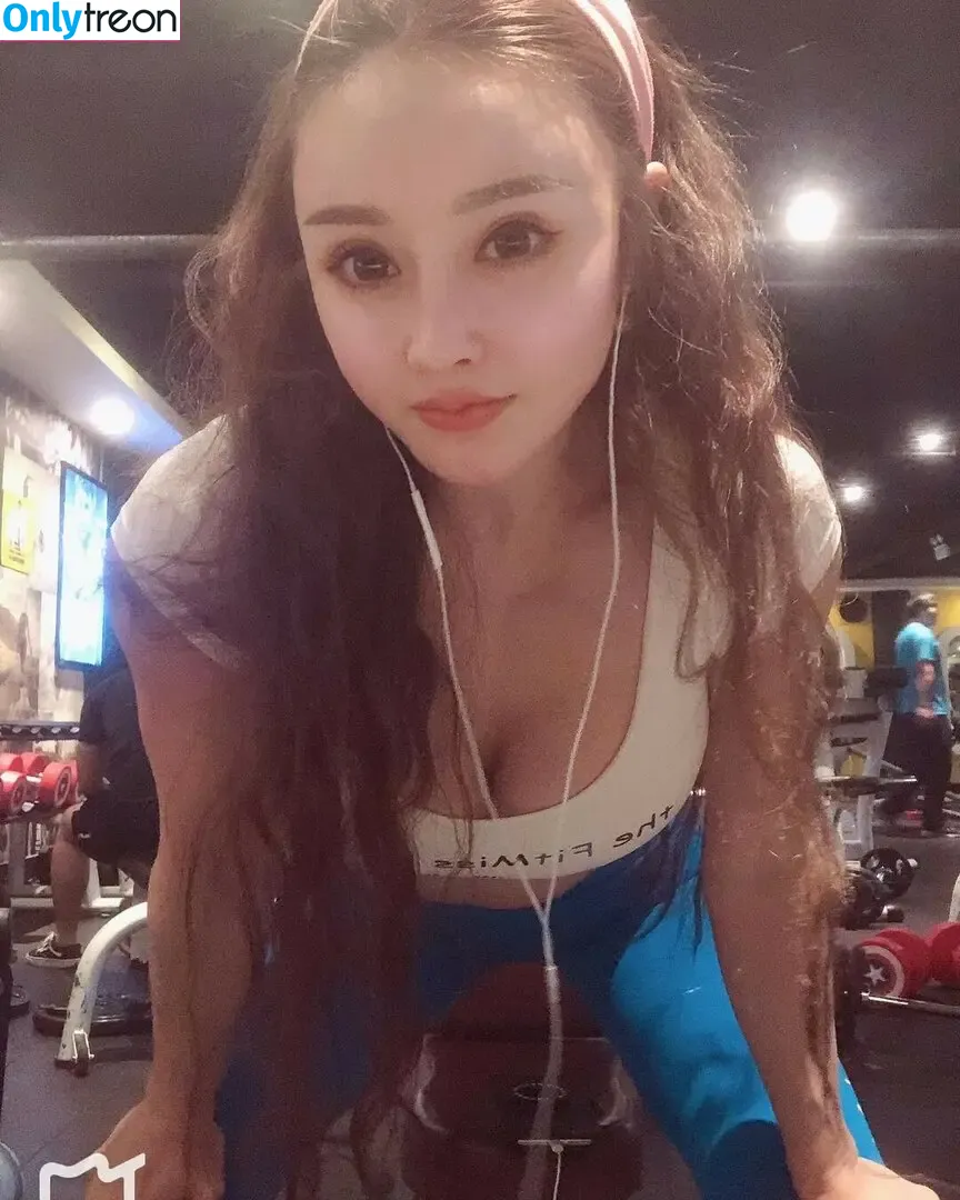 Yuan Herong nude photo #0711 (yuanherong.1229)