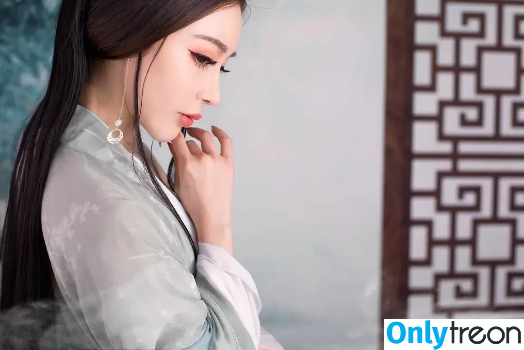 Yuan Herong nude photo #0814 (yuanherong.1229)