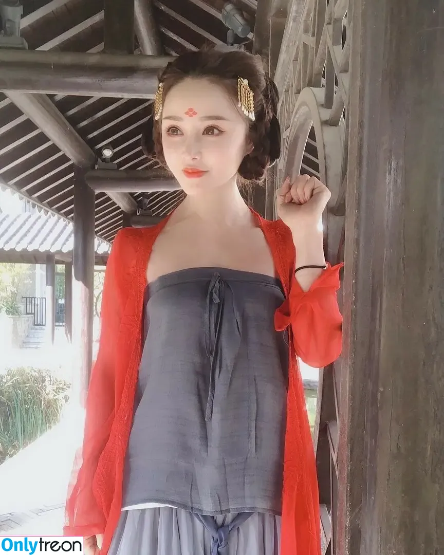 Yuan Herong nude photo #0820 (yuanherong.1229)