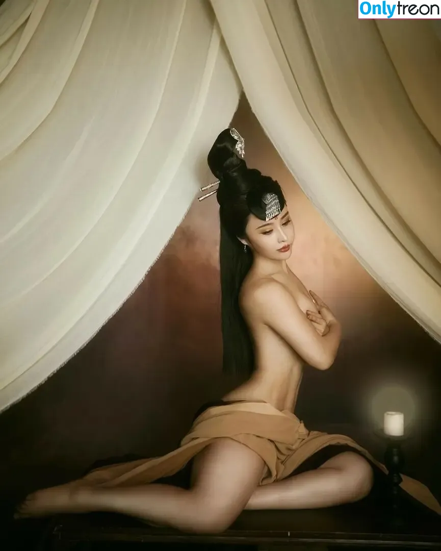 Yuan Herong nude photo #0830 (yuanherong.1229)