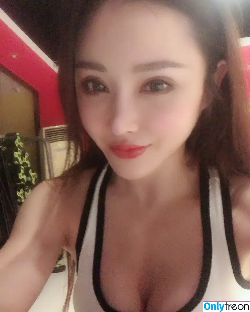 Yuan Herong nude photo #0939 (yuanherong.1229)