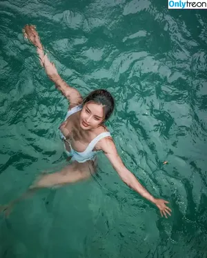 Yuan Herong / yuanherong.1229 nude photo #1278