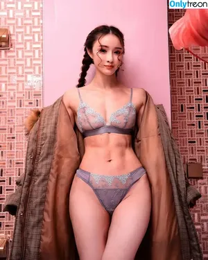 Yuan Herong / yuanherong.1229 nude photo #1848