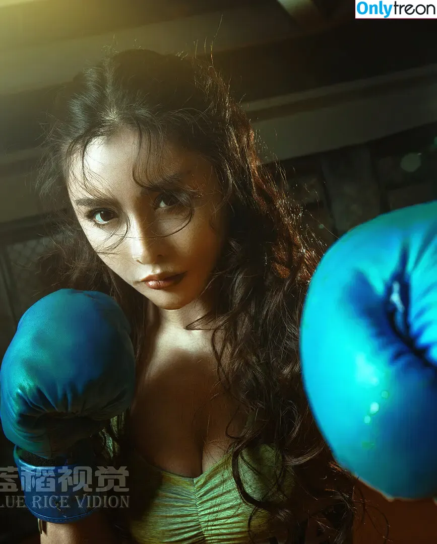 Yuan Herong nude photo #1052 (yuanherong.1229)