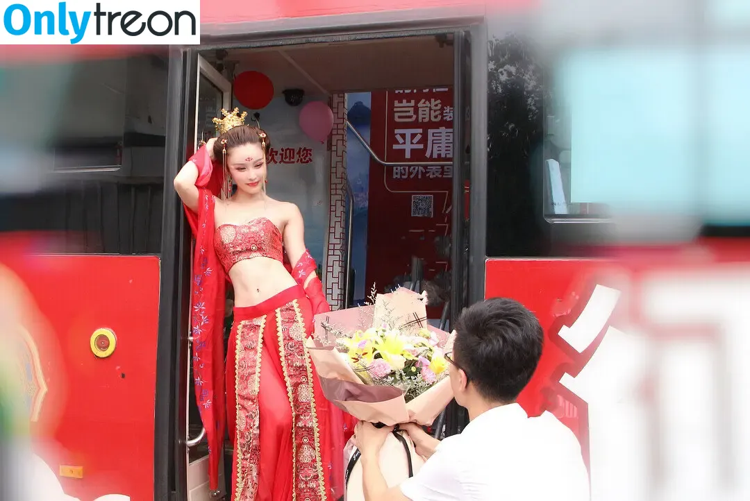 Yuan Herong nude photo #1309 (yuanherong.1229)