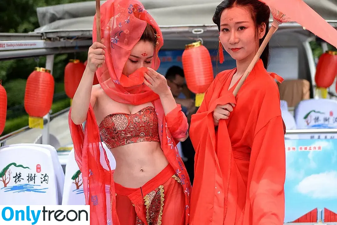 Yuan Herong nude photo #1310 (yuanherong.1229)