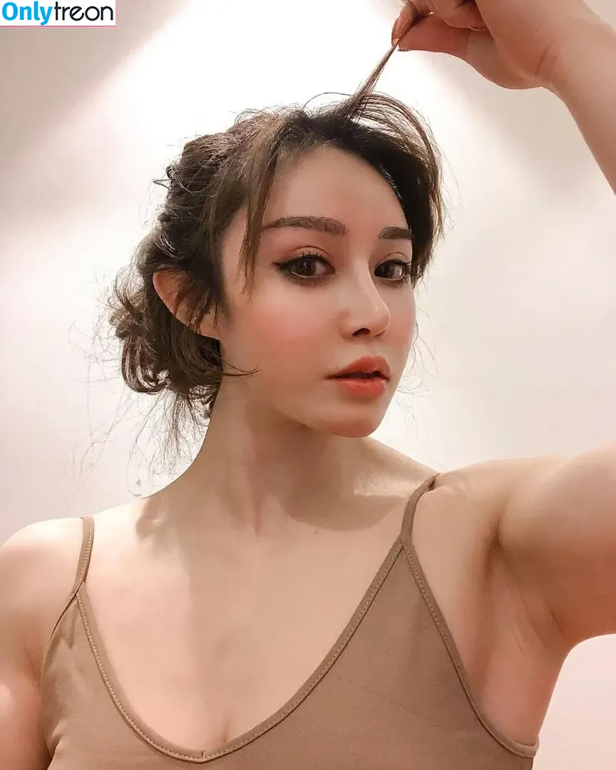 Yuan Herong nude photo #1405 (yuanherong.1229)