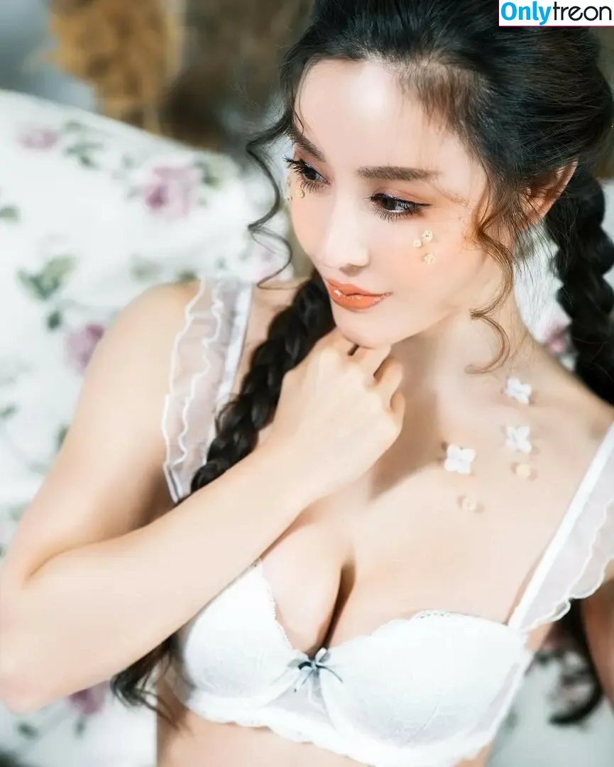 Yuan Herong nude photo #1807 (yuanherong.1229)