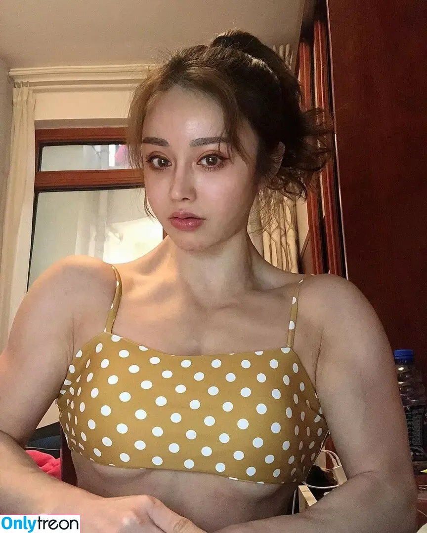 Yuan Herong nude photo #1865 (yuanherong.1229)