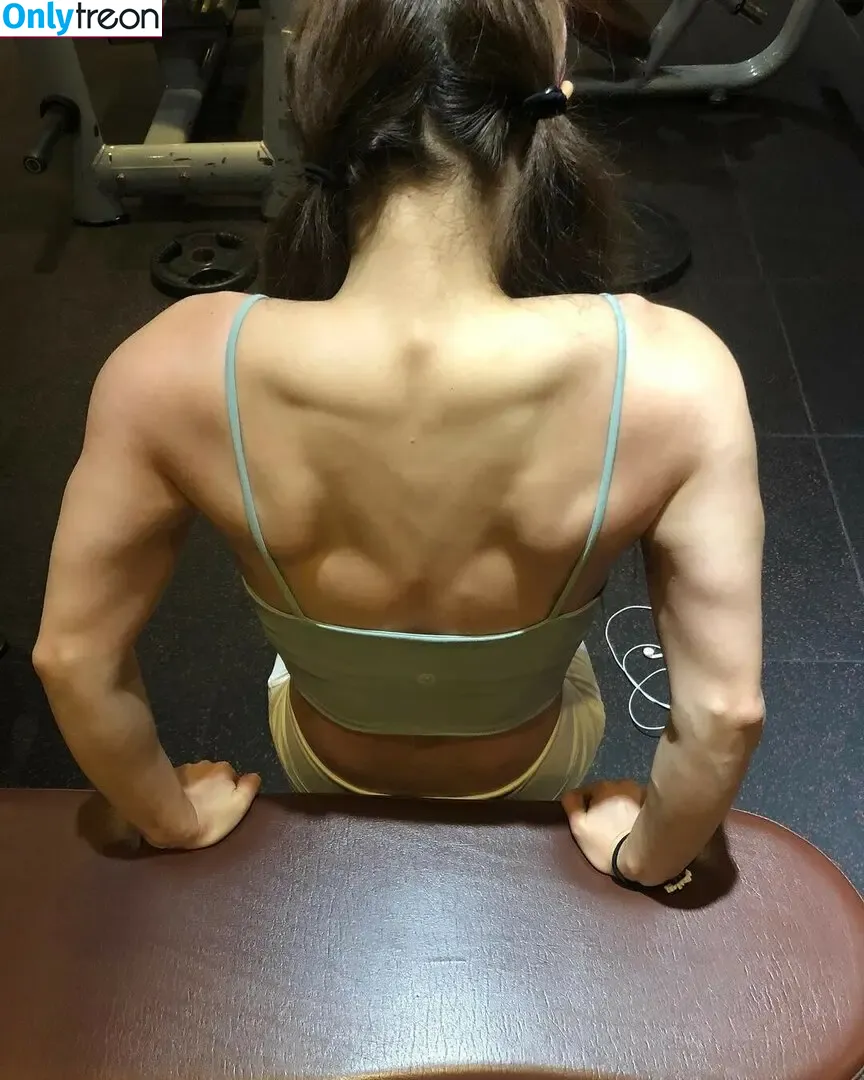 Yuan Herong nude photo #1957 (yuanherong.1229)