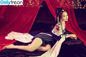 Yuan Herong / yuanherong.1229 nude photo #2542