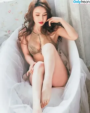 Yuan Herong / yuanherong.1229 nude photo #2623