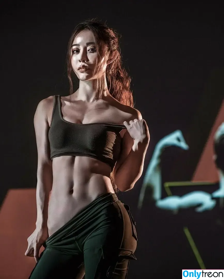 Yuan Herong nude photo #2019 (yuanherong.1229)