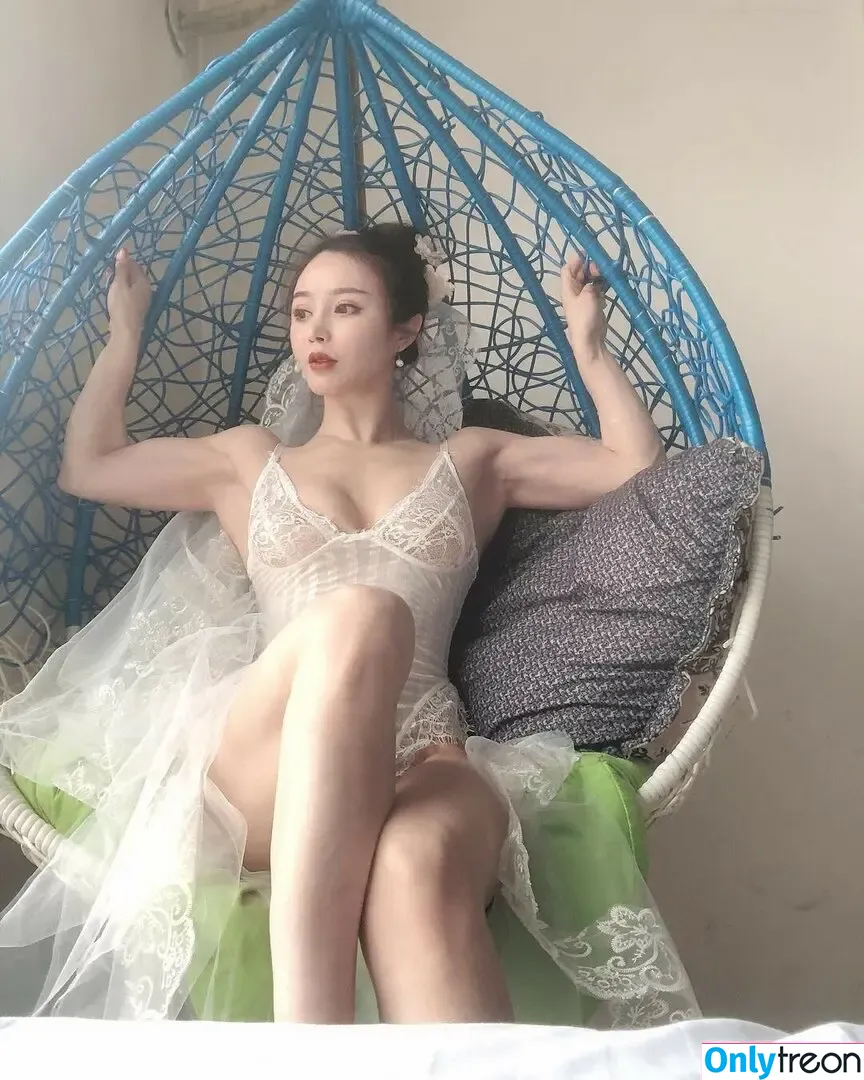 Yuan Herong nude photo #2120 (yuanherong.1229)