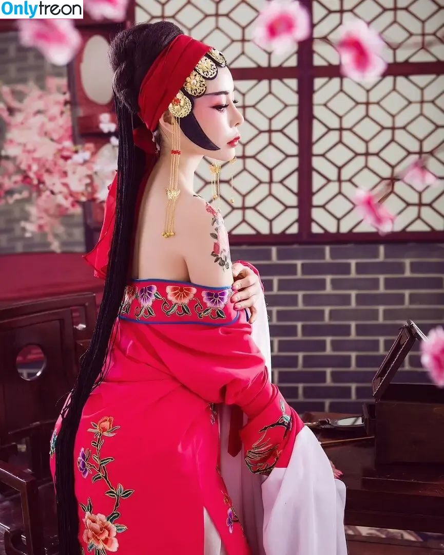 Yuan Herong nude photo #2350 (yuanherong.1229)