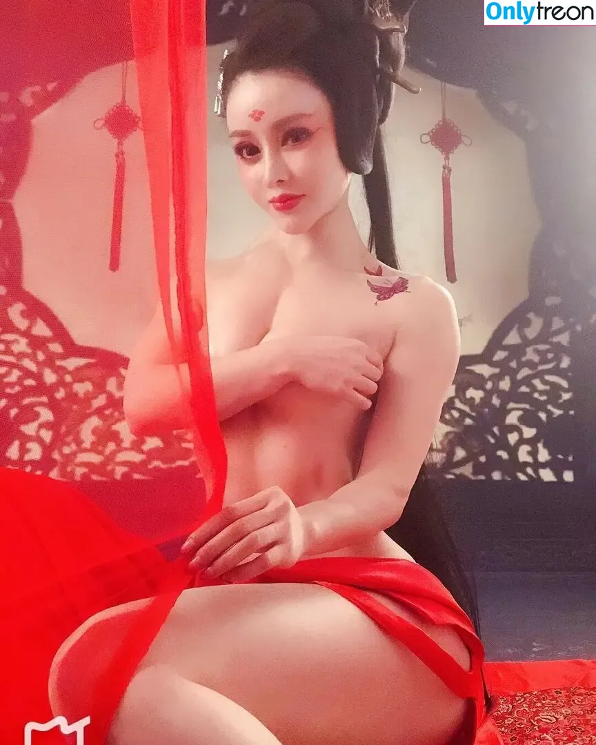 Yuan Herong nude photo #2372 (yuanherong.1229)