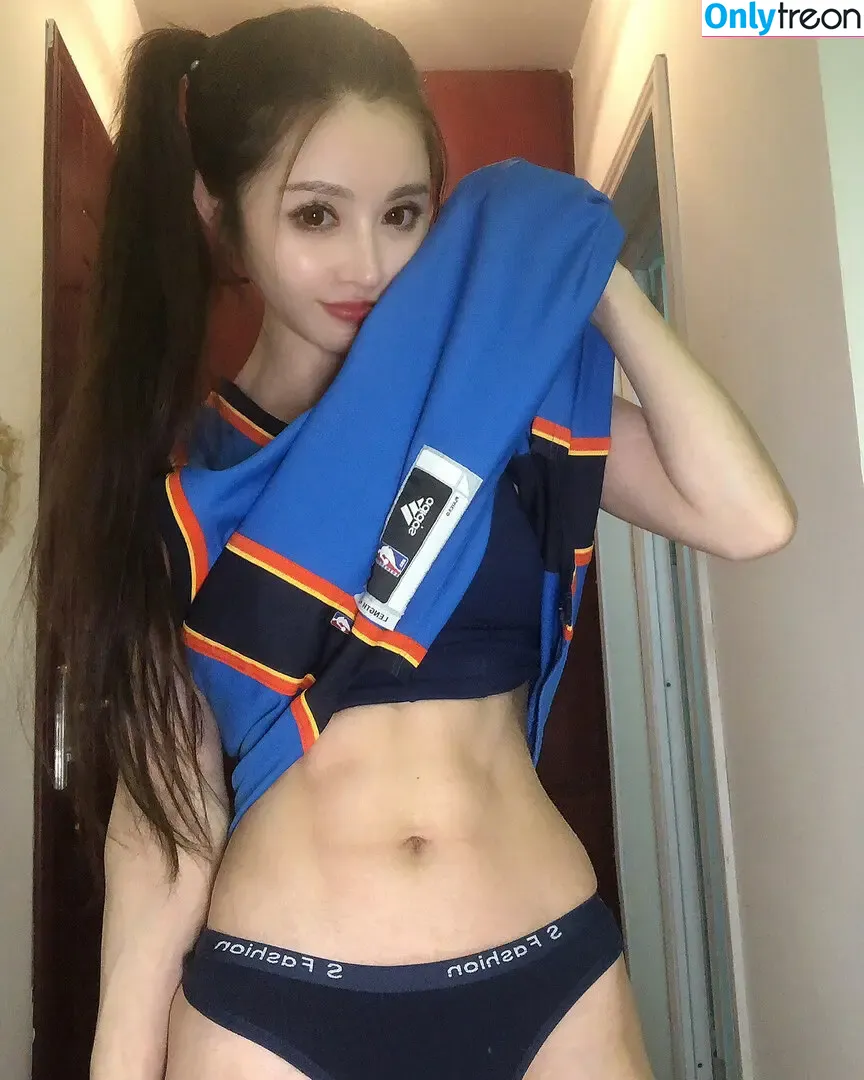 Yuan Herong nude photo #2436 (yuanherong.1229)
