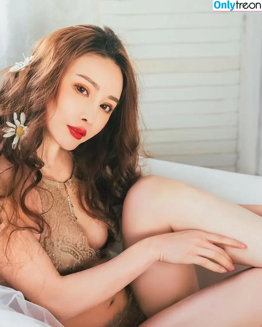 Yuan Herong nude photo #2627 (yuanherong.1229)