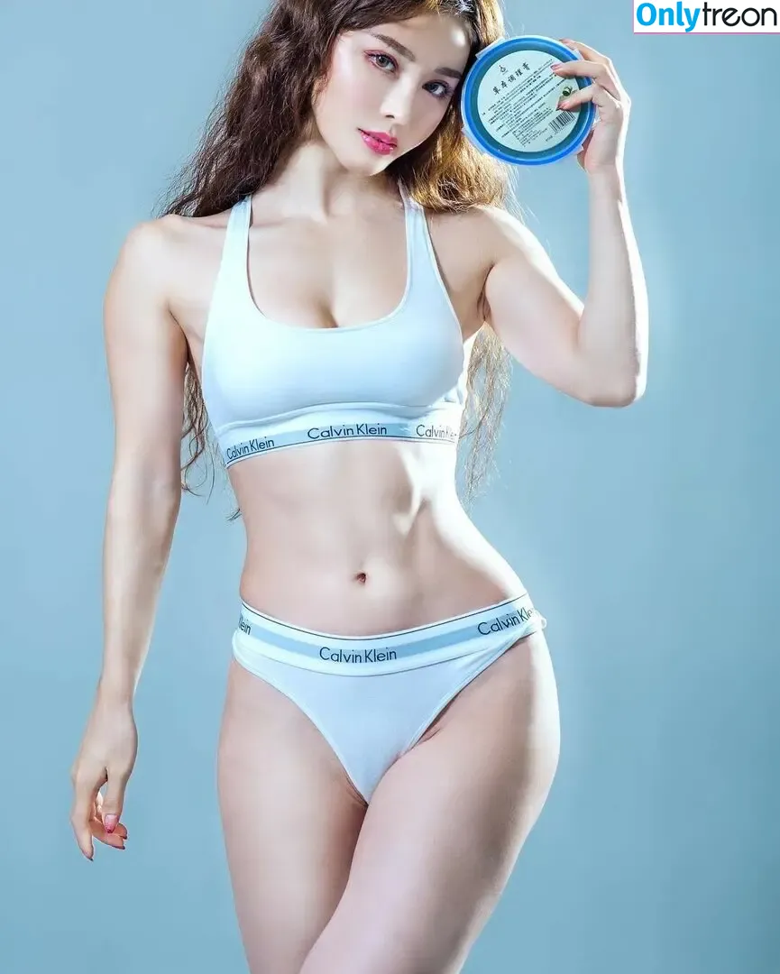 Yuan Herong nude photo #2691 (yuanherong.1229)