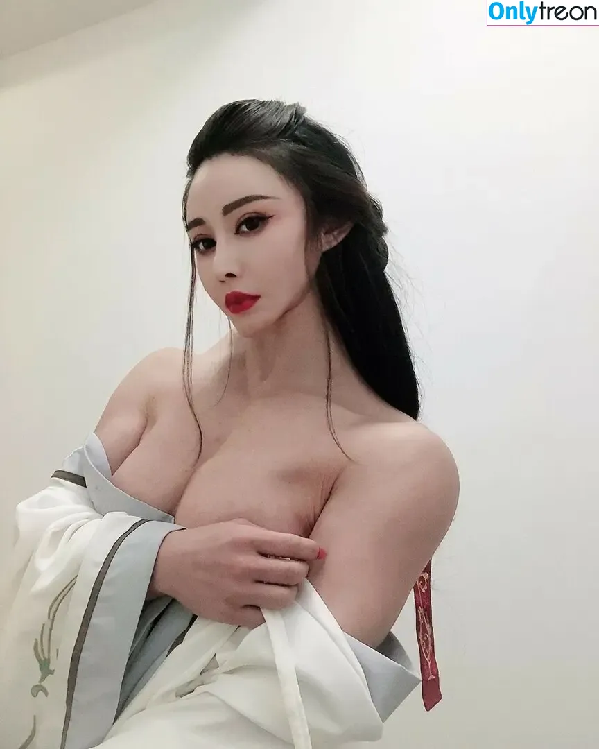 Yuan Herong nude photo #2720 (yuanherong.1229)