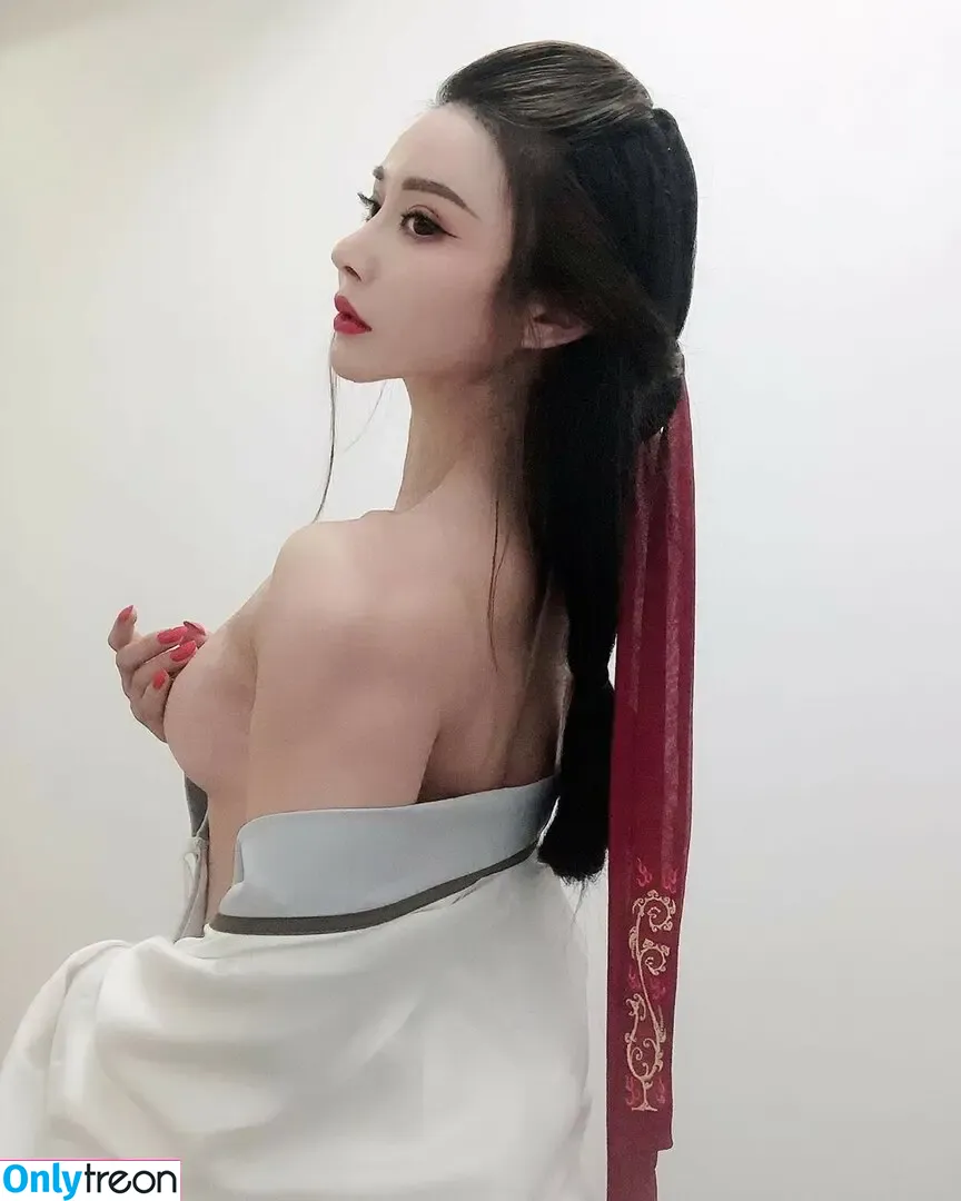 Yuan Herong nude photo #2722 (yuanherong.1229)