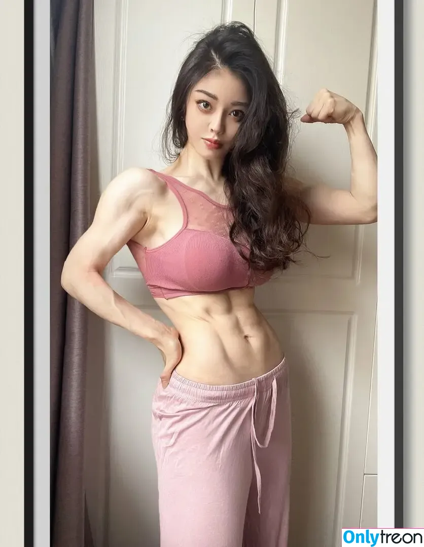 Yuan Herong nude photo #2784 (yuanherong.1229)