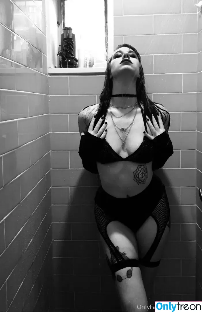 yubaba_yaga nude photo #0159 (yubaba_yaga)