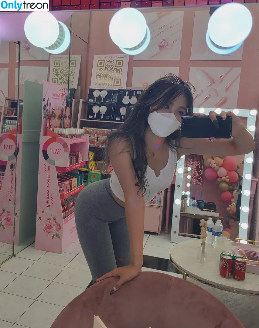 Yuggie_TV nude photo #0041 (YuggieTV)