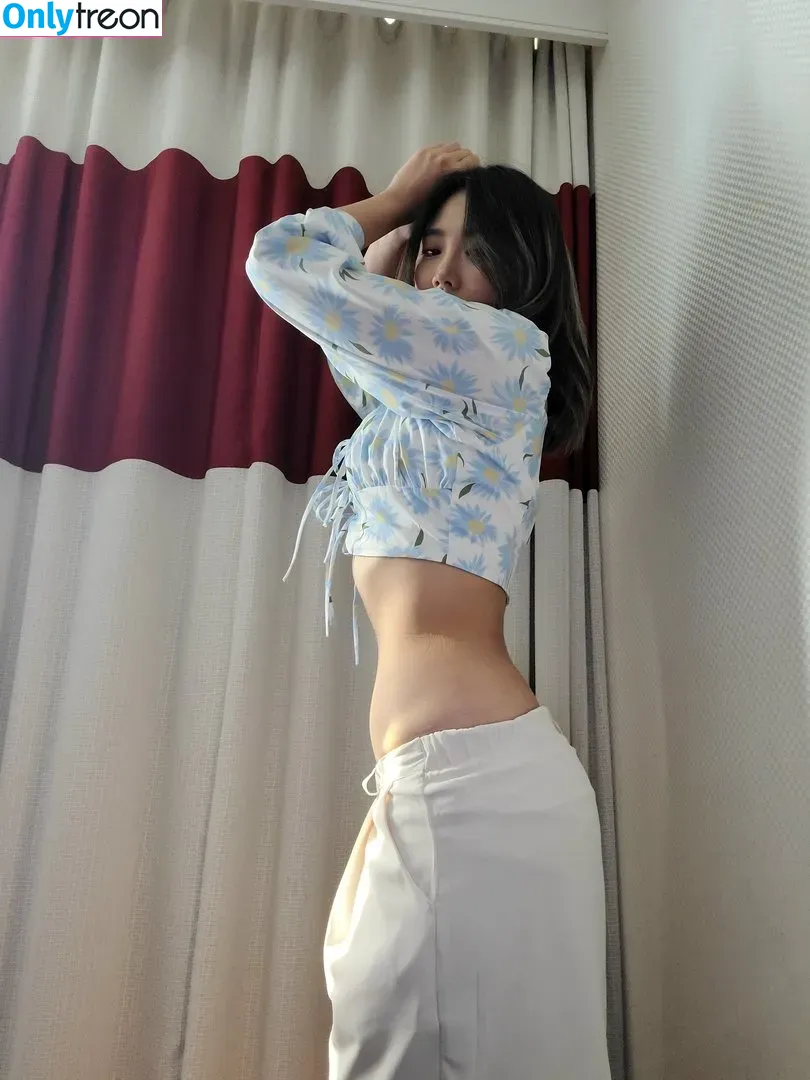 Yuggie_TV nude photo #0043 (YuggieTV)