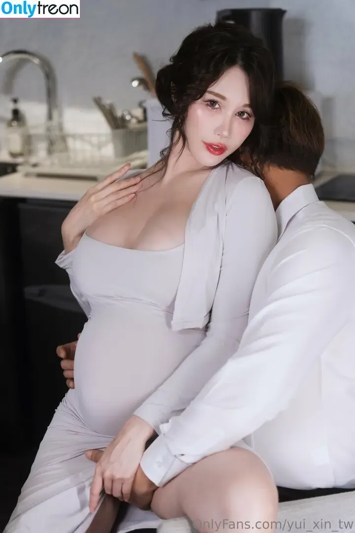 Yui Xin nude photo #0335 (yui_xin_ / yui_xin_tw / 辛尤里)