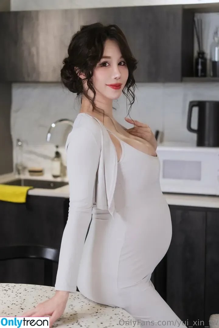 Yui Xin nude photo #0346 (yui_xin_ / yui_xin_tw / 辛尤里)