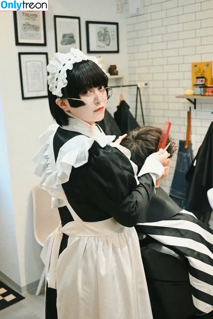Yukamaru Maid nude photo #0132 (yukamaru_jp)