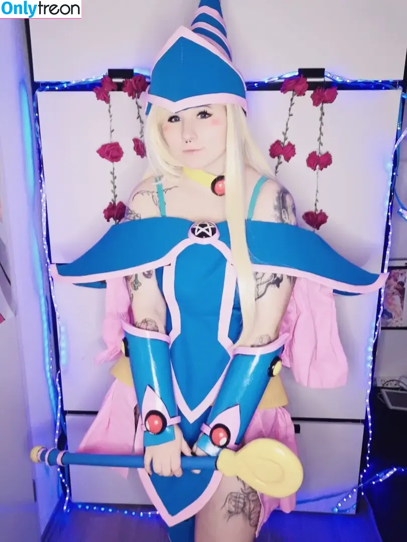 Yuki Cosplay nude photo #0108 (Yuki Cosplay)