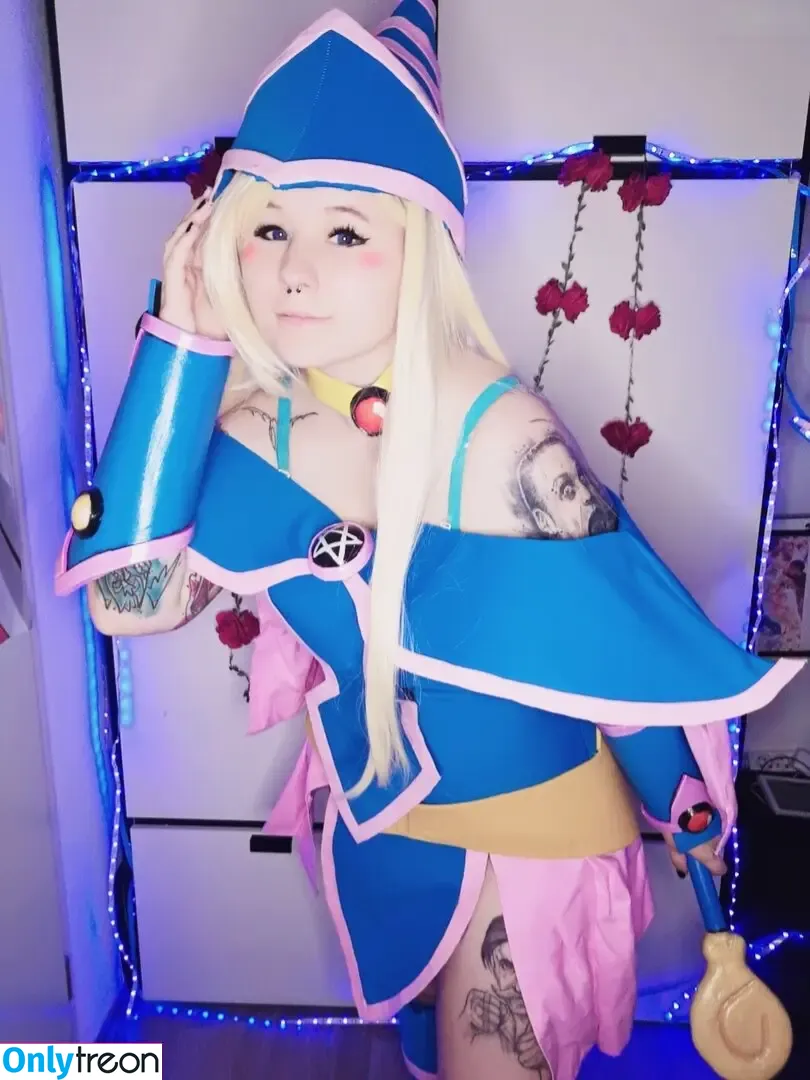 Yuki Cosplay nude photo #0118 (Yuki Cosplay)