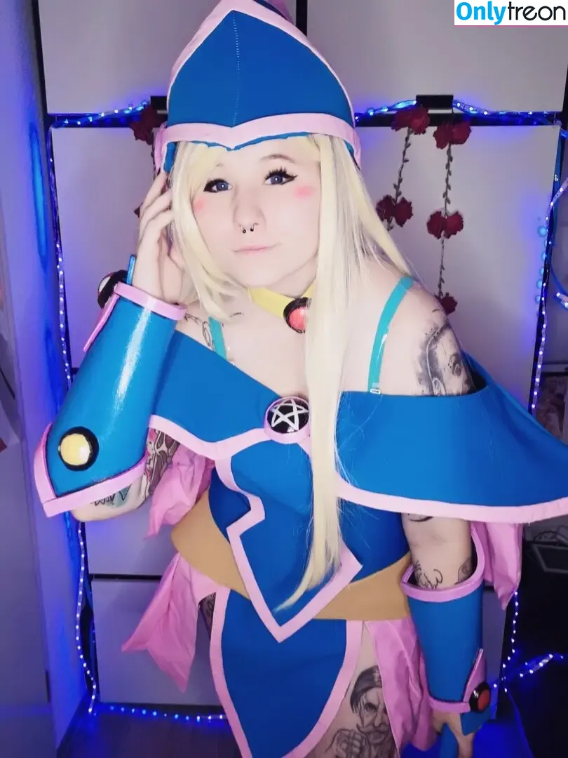 Yuki Cosplay nude photo #0119 (Yuki Cosplay)