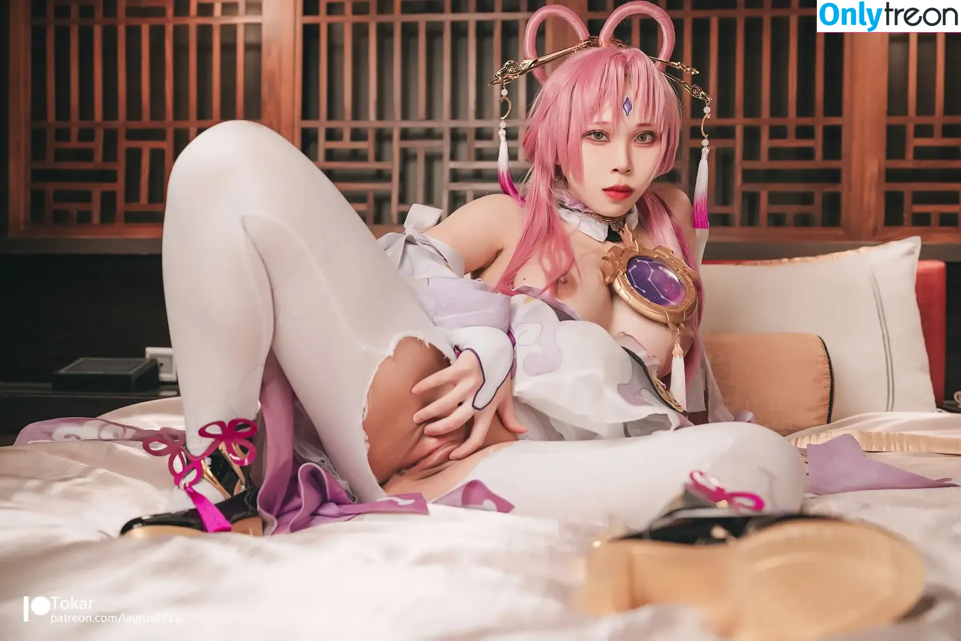 Yukimi Cosplay nude photo #0152 (yukimi_cosplay / yukimi_cosplay_)